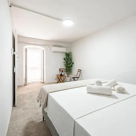 House Old Town アパート