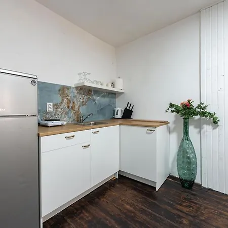 House Old Town アパート